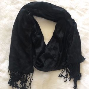 Cejon Accessories - Cejon Macy's Black Print Wrap Fringe Trim Scarf Cejon Accessories - Cejon Macy's Black Print Wrap Fringe Trim Scarf